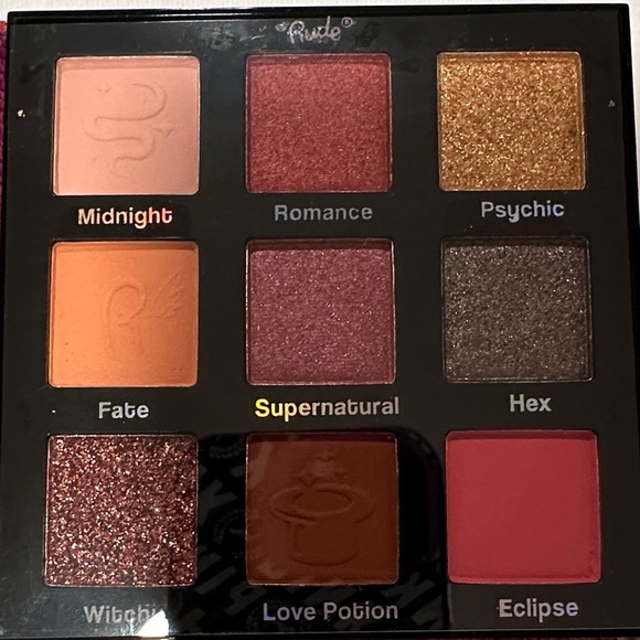 RUDE The Spell Book Eyeshadow Palette - Lust and Love - Picture 5 of 6